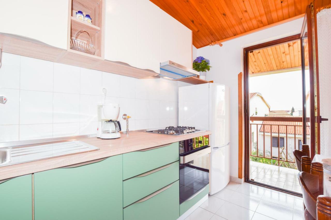 Apartment Darinka Pula Exterior foto